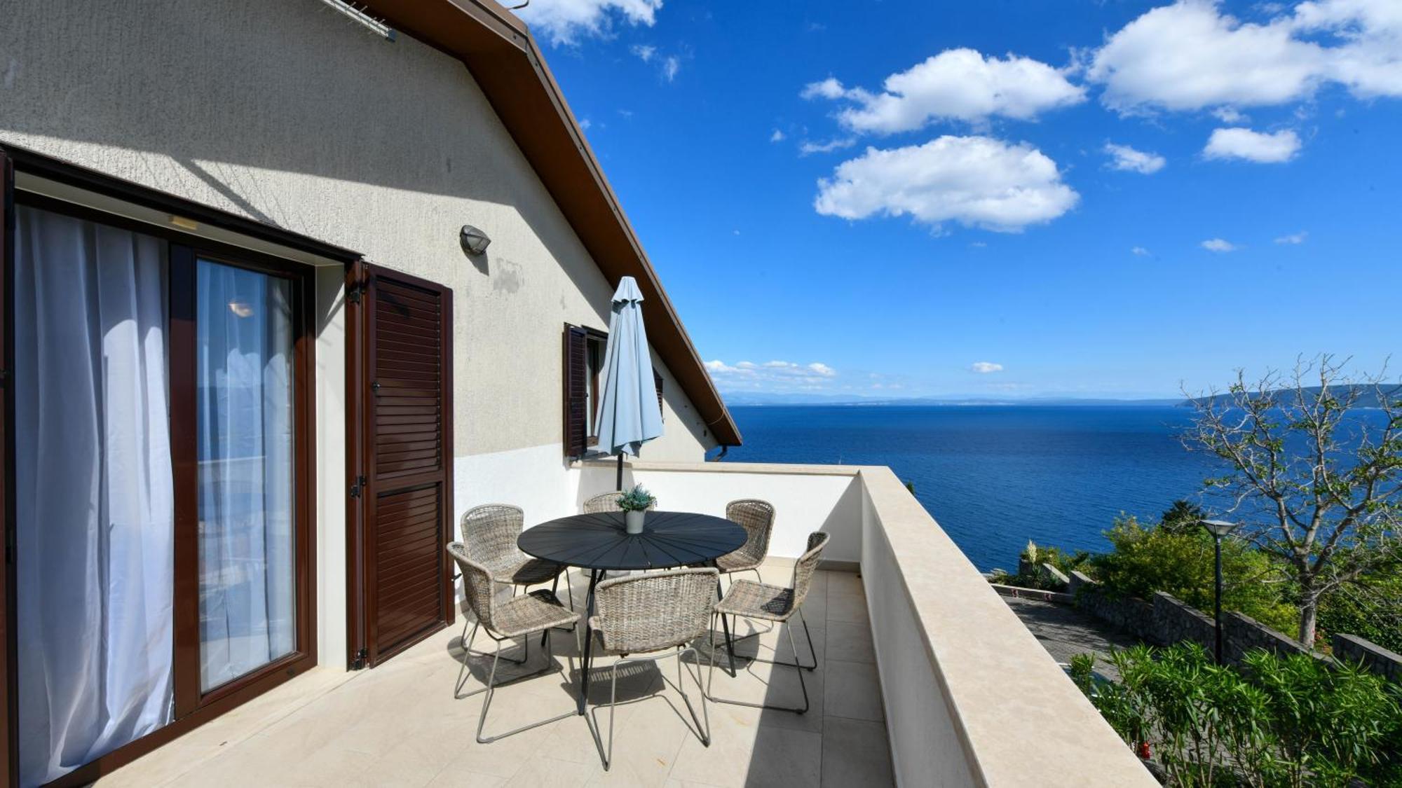 Apartments Near The Beach, With Terraces And Seaview At House B. Moscenicka Draga Luaran gambar